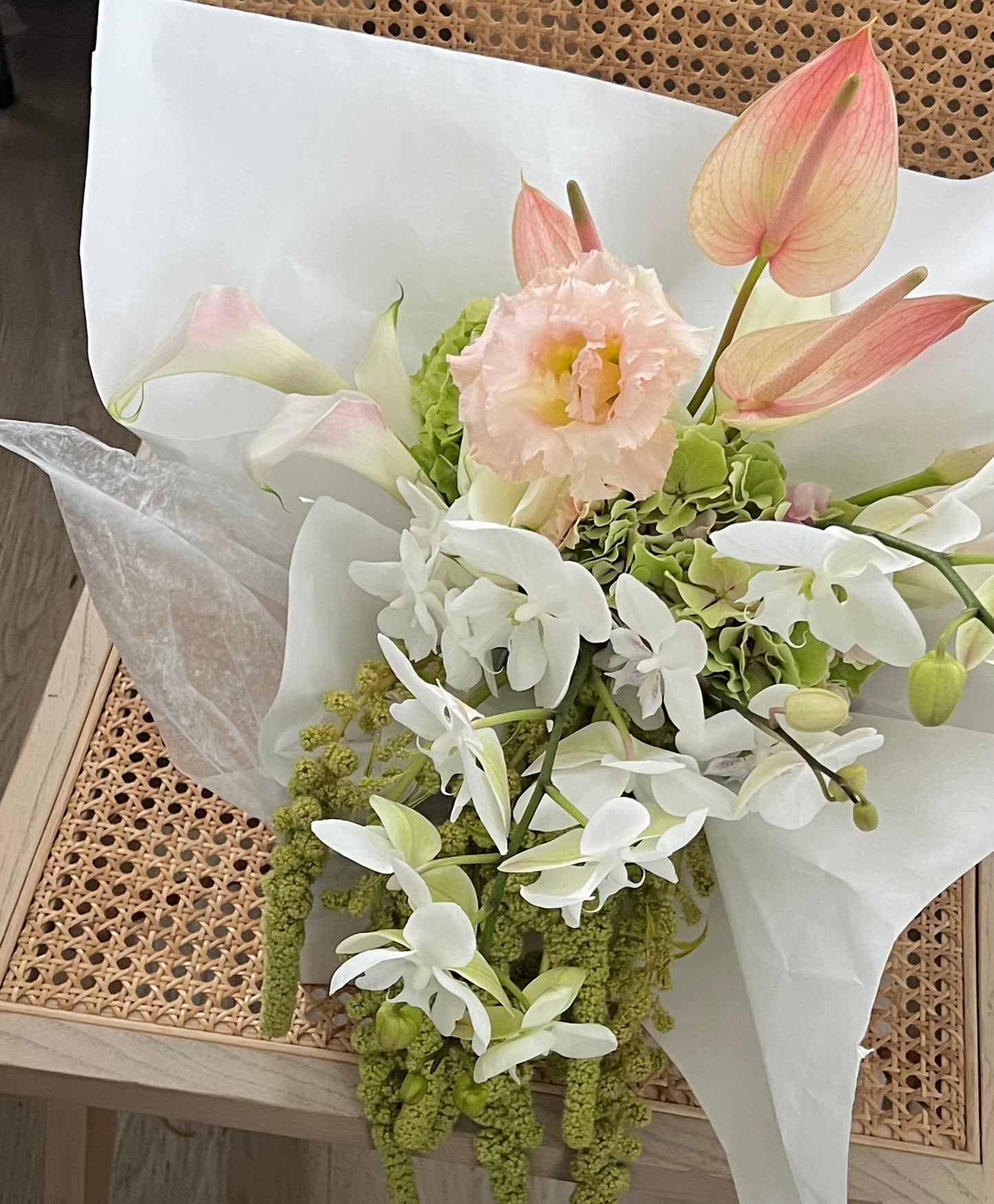 Bouquet - Design 02: Editorial