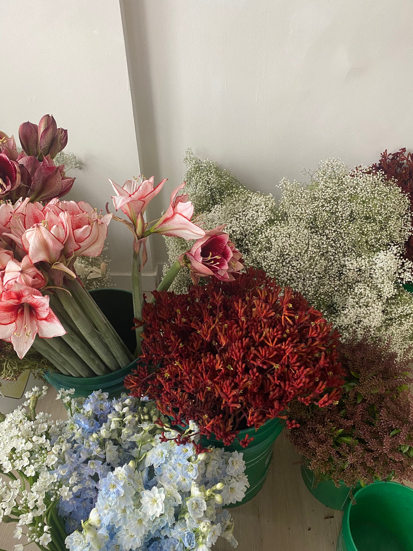 Holiday Arrangement - available only on Dec 22nd - 24th