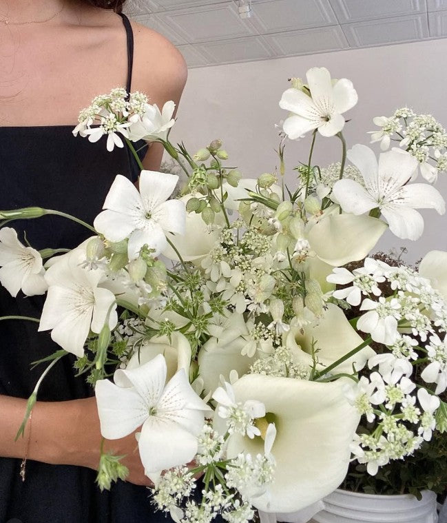 Bouquet - Design 01: Refined Modern